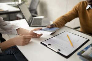 Hati-Hati! Meminjamkan KTP Berujung Divonis