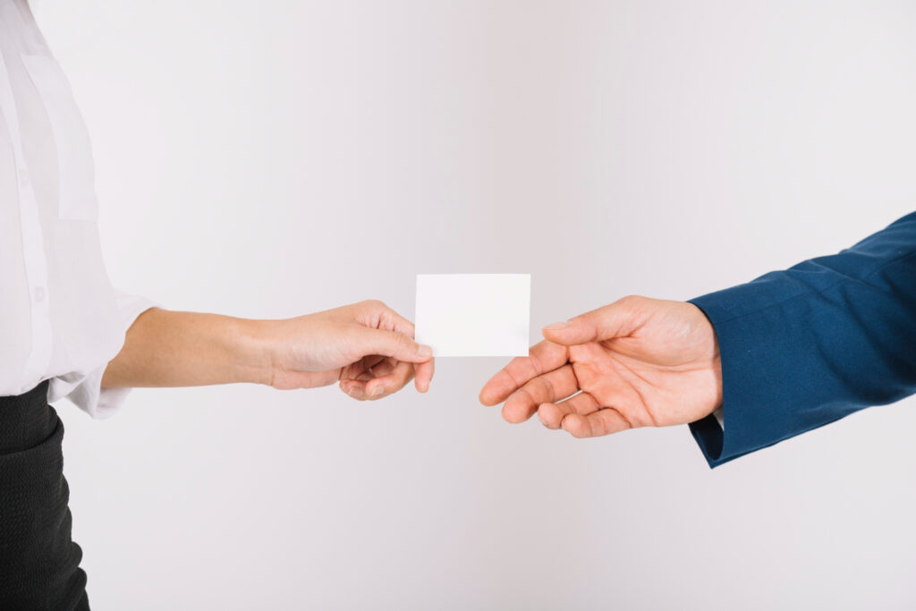 Budaya “Pinjam Nama” untuk Pinjaman Online